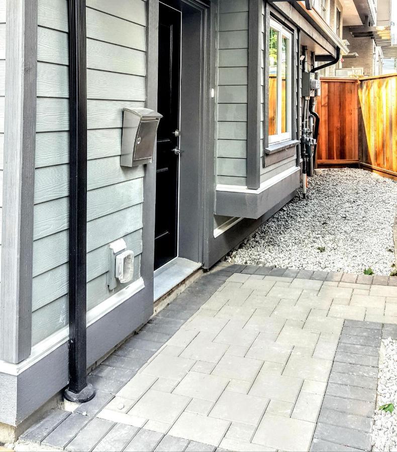 New Urban Modern Main Street House Villa Vancouver Dış mekan fotoğraf